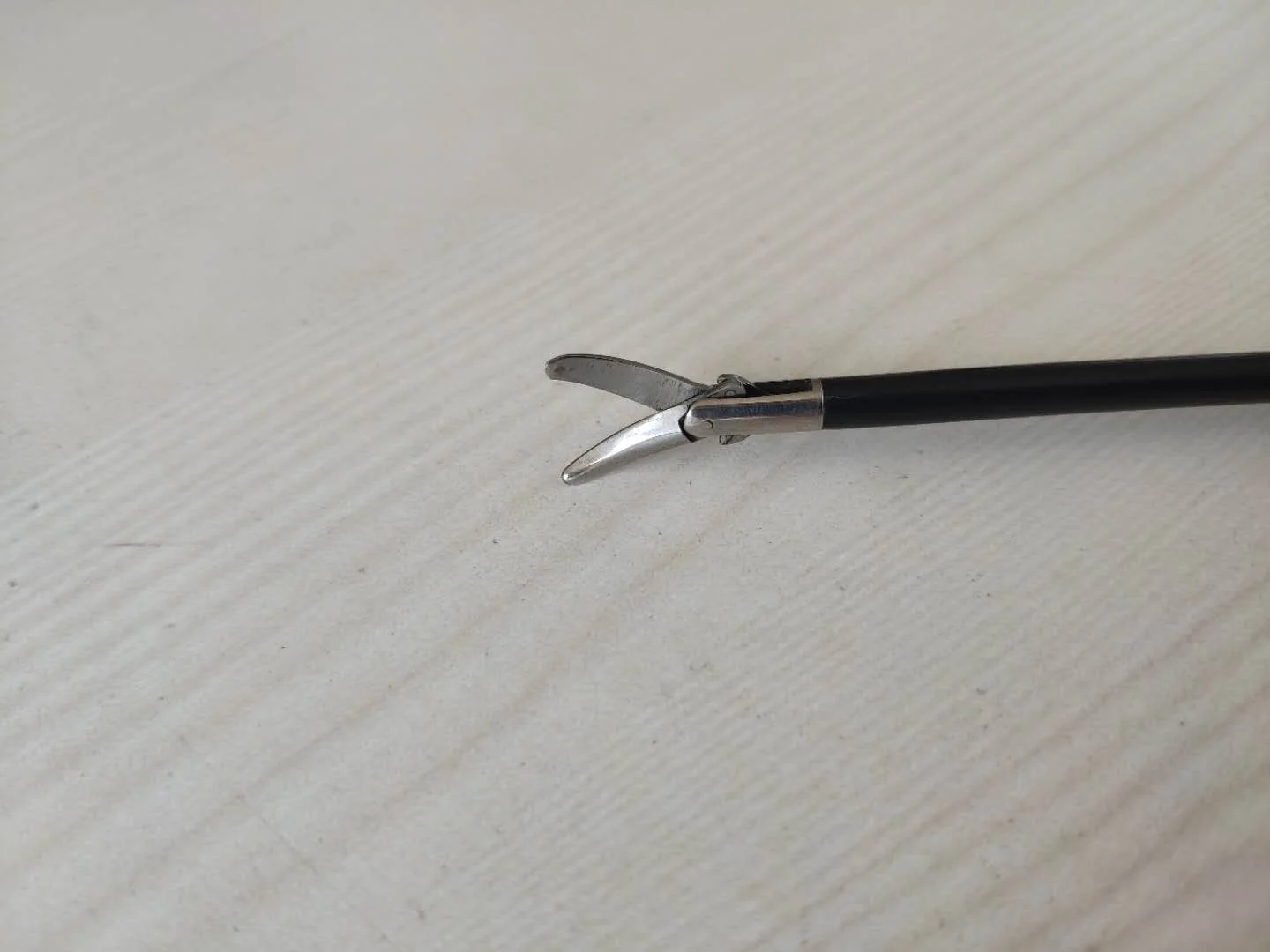 2025 Reusable laparoscopic instruments Single-hole SILS electrodes Double-action curved scissors