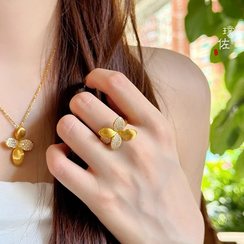 

Fahsion 18k Gold Color Lily Four Leaf Petal Necklace for Women Bride Birthday Wedding Engagement Party Fine Jewelry Sets Gifts