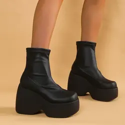 Nuovissimo stile gotico Sexy elegante piattaforma grossa stivaletti da donna di grandi dimensioni che camminano comode scarpe da donna scarpe con plateau 2023