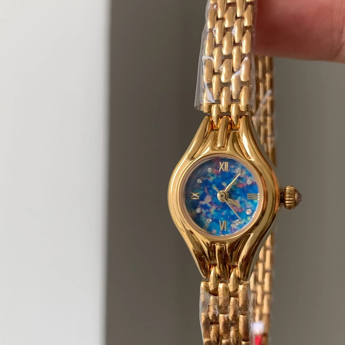 Опаловый элемент, мини-изысканный маленький циферблат, маленькие золотые часы, легкие роскошные модные темпераментные женские часы