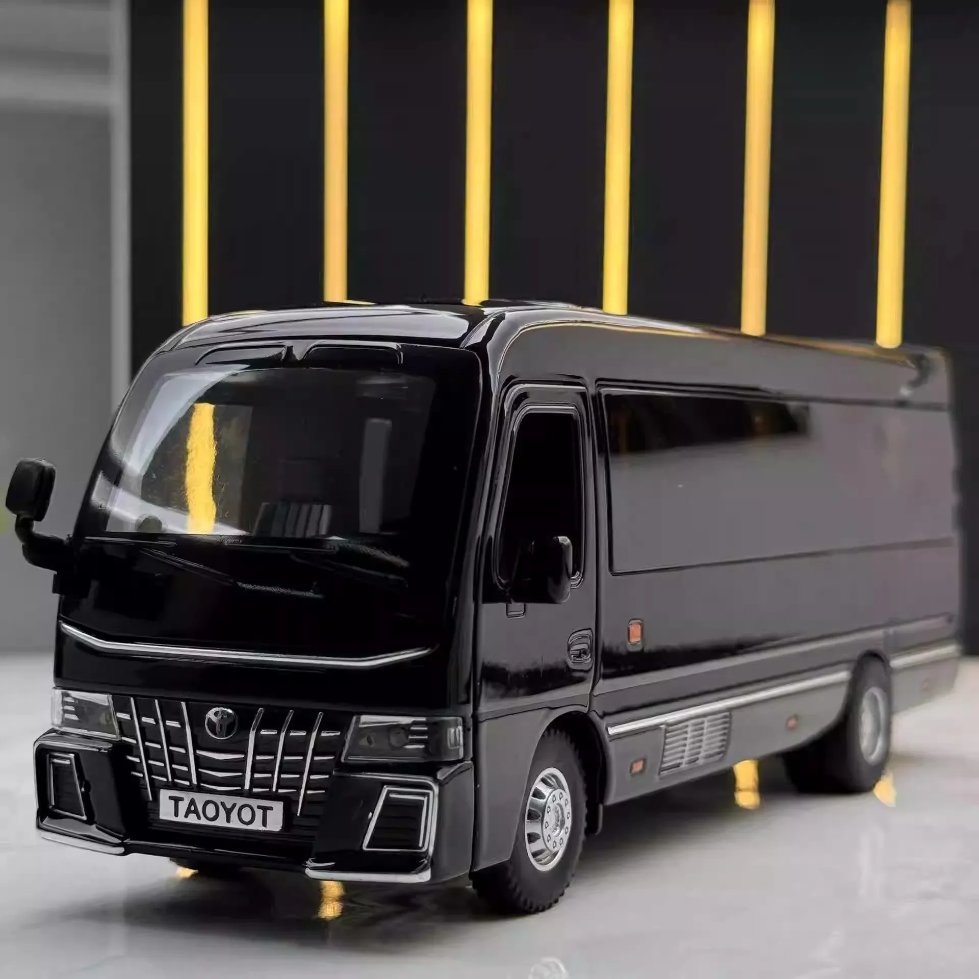 1:32 Untersetzer aus Metalldruckguss, Spielzeugautos, 3 Türen geöffnet, zurückziehbar, Ton, Licht, Simulation, Geschäftsfahrzeuge für Kindergeschenke