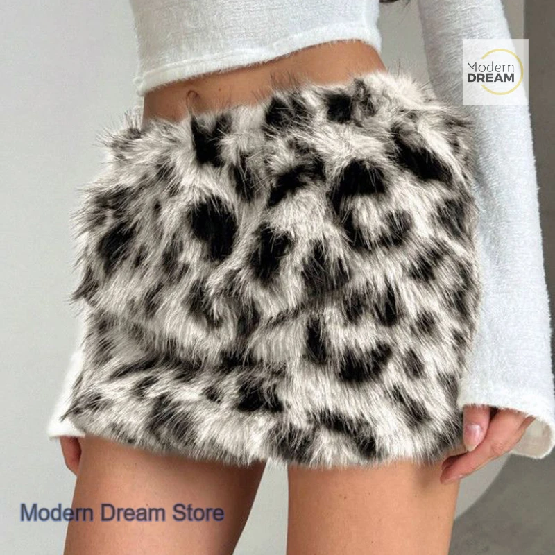 French retro leopard print short skirt female spring and autumn slim spice girl anti-exposure hip miniskirt fashion slim skirt.