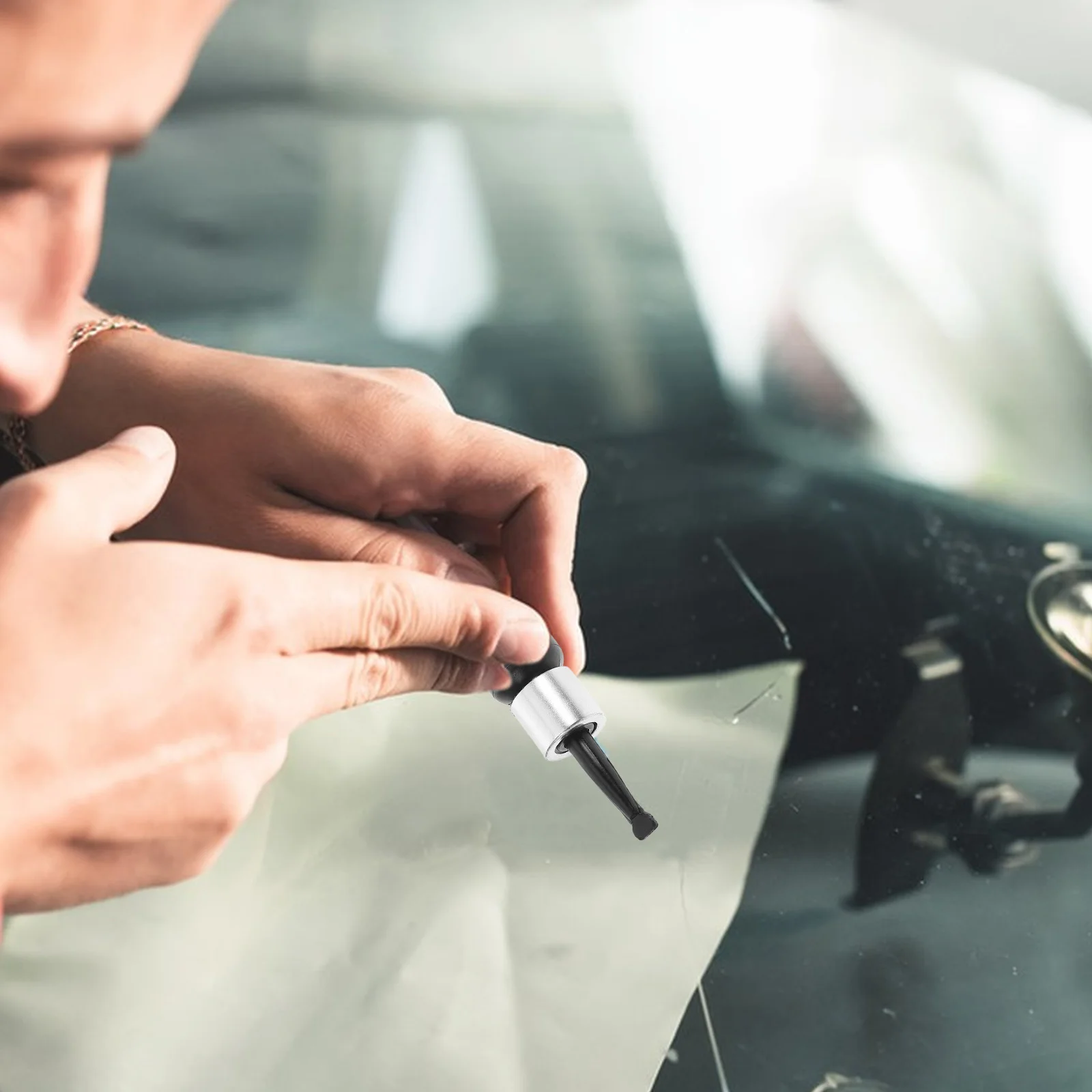 

1 Set Windshield Crack Kit Chipped Scratch Fixing Tool Portable Auto Body Window Solution Glass Surface Windshield Repair Kit