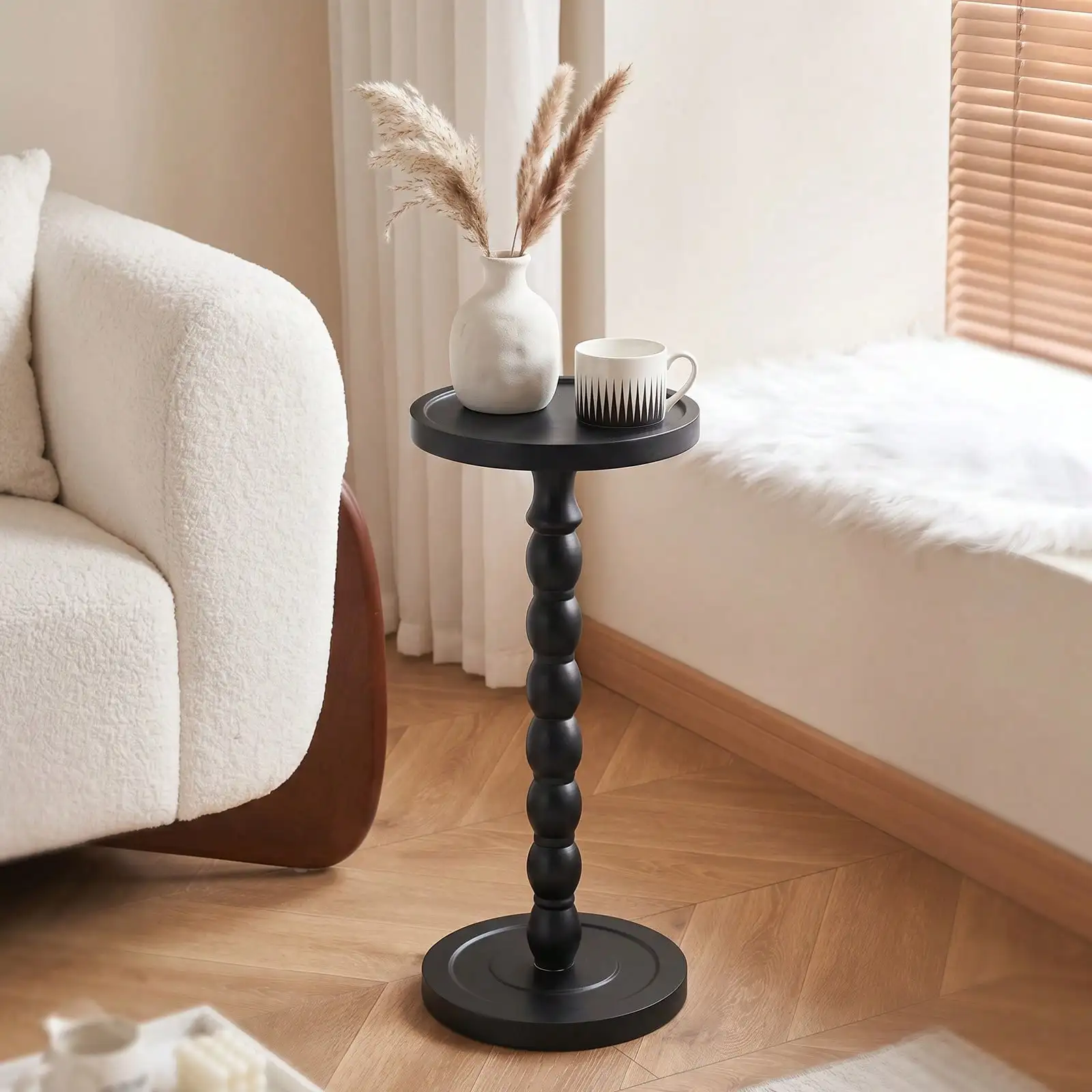Solid Wood Retro Round Side Table, Floor-Standing Small Drinking Table, Tray Tabletop Side Table, Frosted Finish Surface, Wooden Color Tone