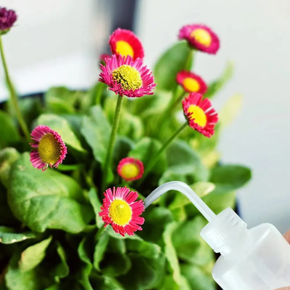 

3pcs Squeeze Watering Can Flower Watering Kettle Waterproof Corrosion-Resistant Easy Clean Planting Tool Home Garden Supply