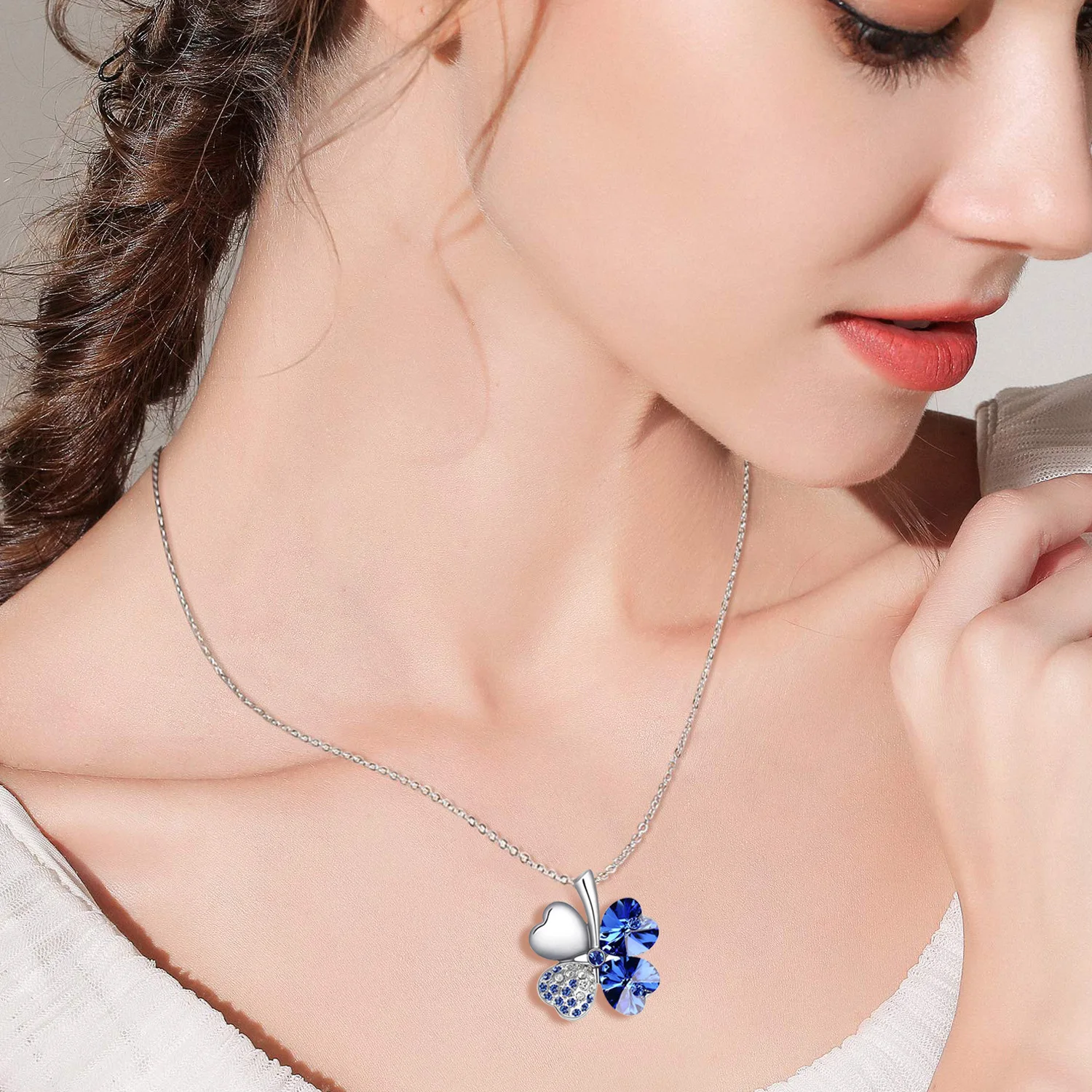 Crystal 4 Four Leaf Leaves Clover Pendant Necklaces Lover Birthday Gift Quality Fashion Jewelry Dropshipping Charm Girl