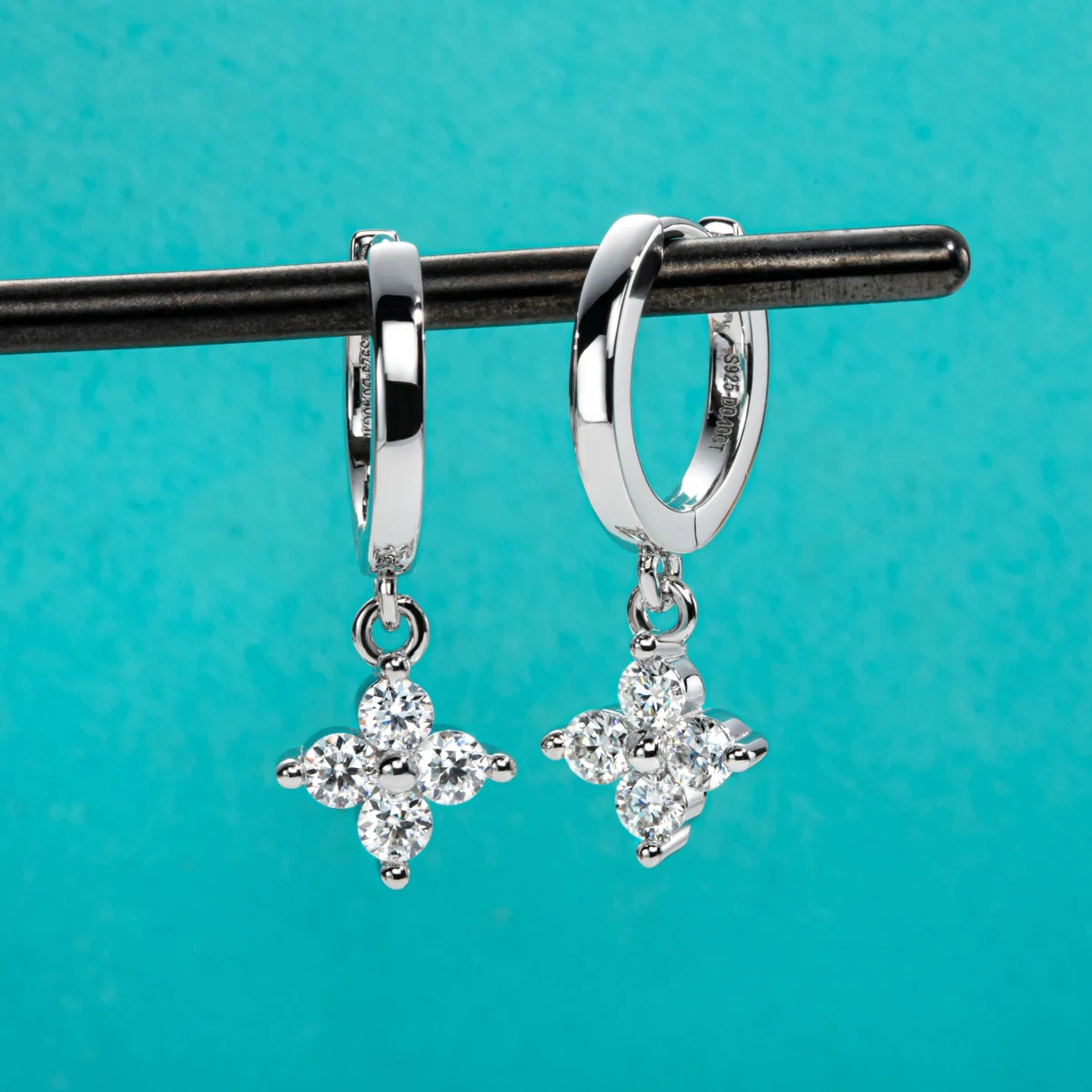 AnuJewel 3mm Moissanite Hoop Women\'s Earrings Huggies  925 Sterling Silver Lab Created Diamond Drop Earrings Jewelry Wholesale