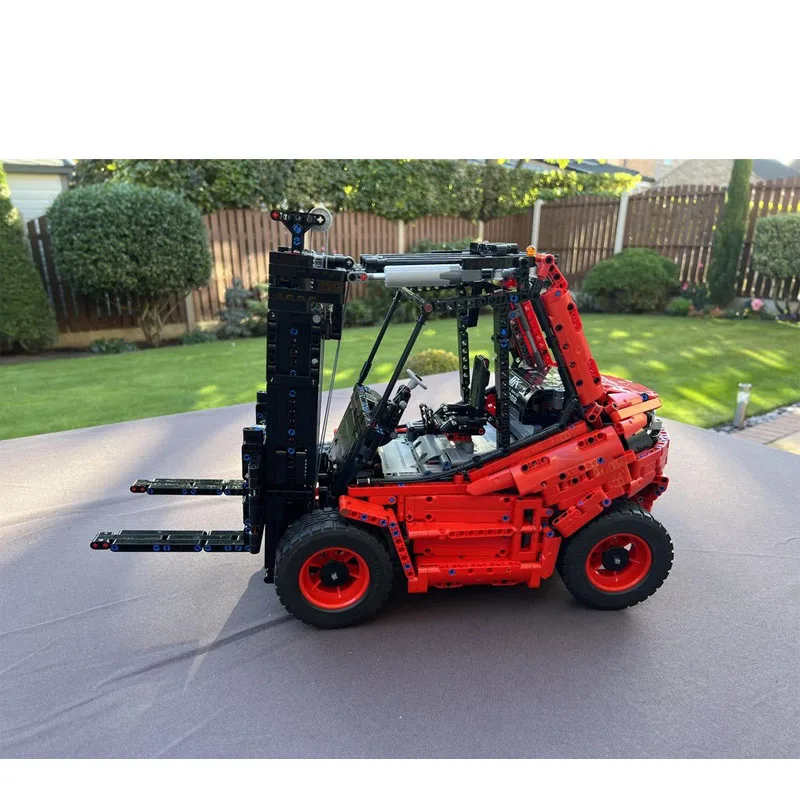 MOC-125253 Wózek Widłowy Transportowy Model Klocków Konstrukcyjnych 2604 Części MOC Kreatywne Chłopcy Dzieci Urodziny Klocki Zabawki Prezenty