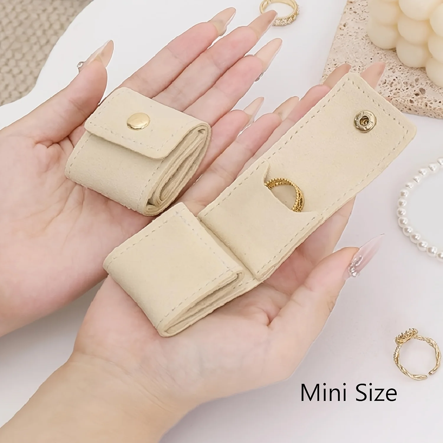 

Mini travel jewelry storage bag, made of felt material, foldable fitness jewelry organizing stand box with snap fasteners, multi