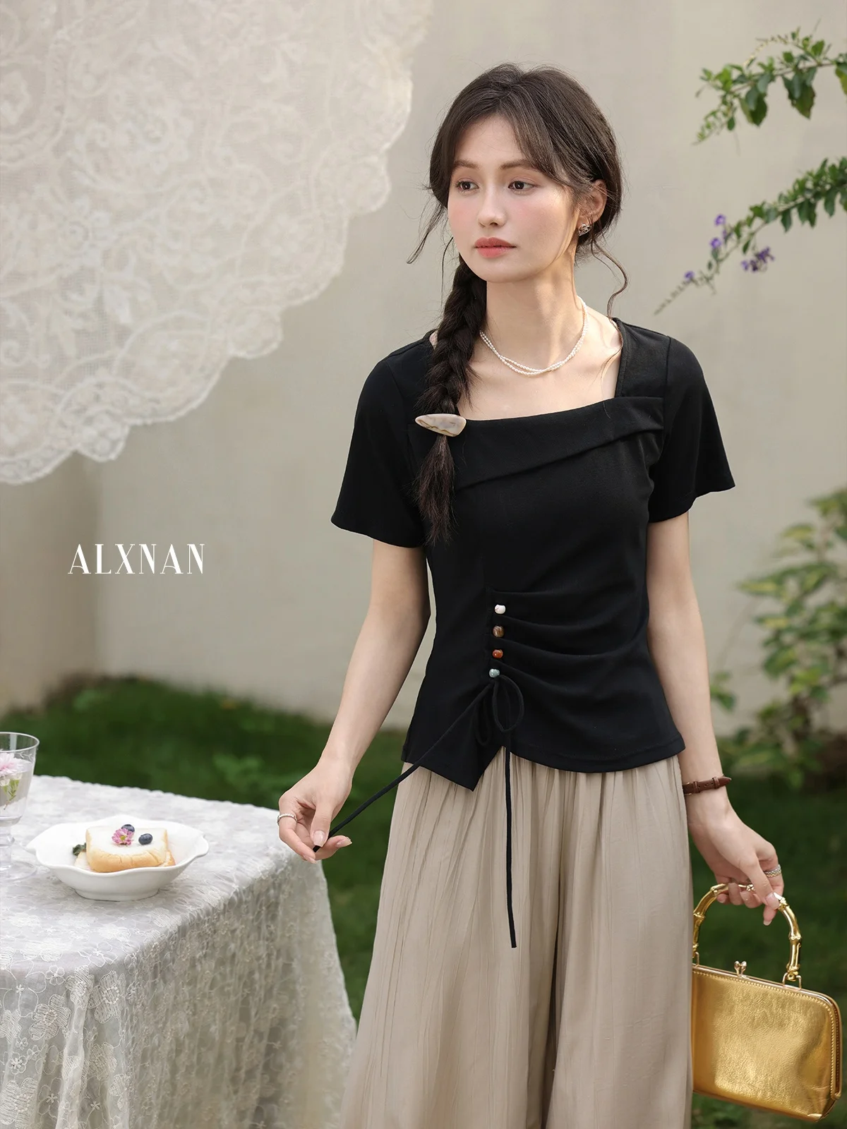 

Новая китайская футболка Sle ort Sve, женская летняя футболка Bla Design Sensation с квадратным воротником, уникальный топ с воротником от Lu Xiang Nan