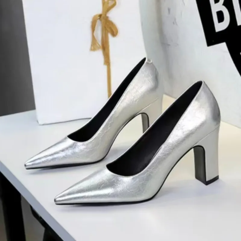 

European and American Style Thick Heeled Women's Shoes, Versatile High Heels for Daily Use, Office Pointed Sexy Single Shoes