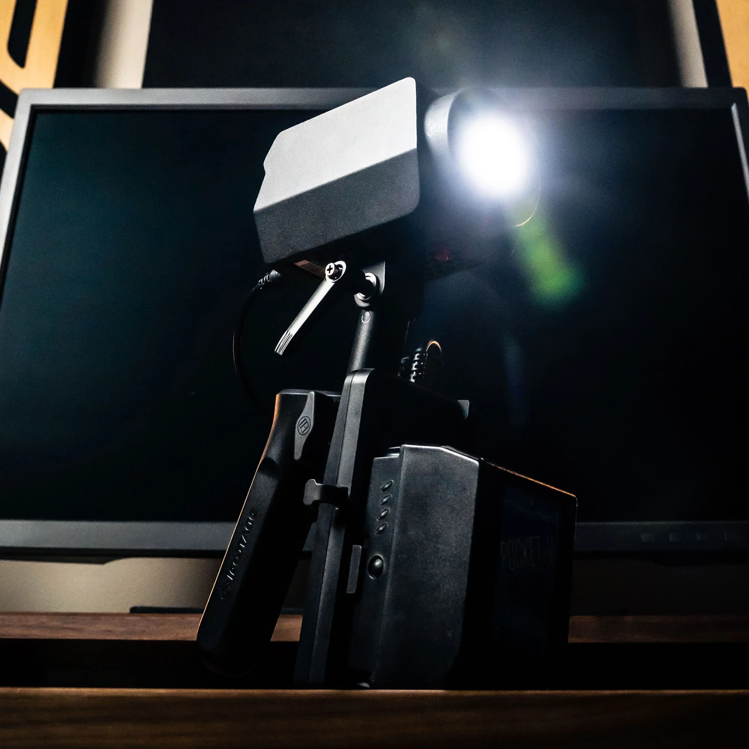 IFOOTAGE COB Video Light SL1 60DN، CRI 98/TLCI 99/12200 LM، 70W COB مصباح فيديو مستمر مع ضوء نهاري 5600K، تطبيق Blueteeth #3