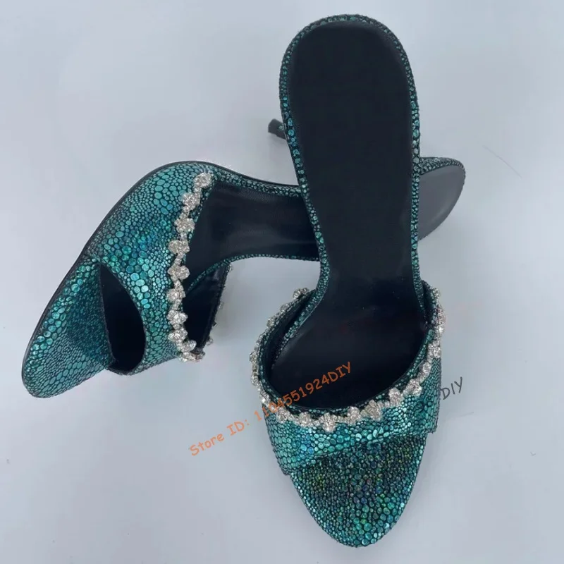 

Летние пикантные зеленые тапочки со стразами, сандалии с круглым носком, женские модные кожаные туфли-мулы на тонком высоком каблуке