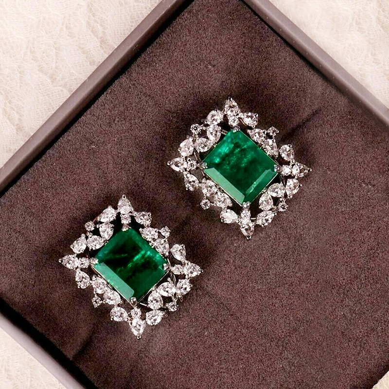 Huitan Brilliant Women\'s Stud Earrings with Green Cubic Zircon Temperament Elegant Female Accessories for Wedding Jewelry Party