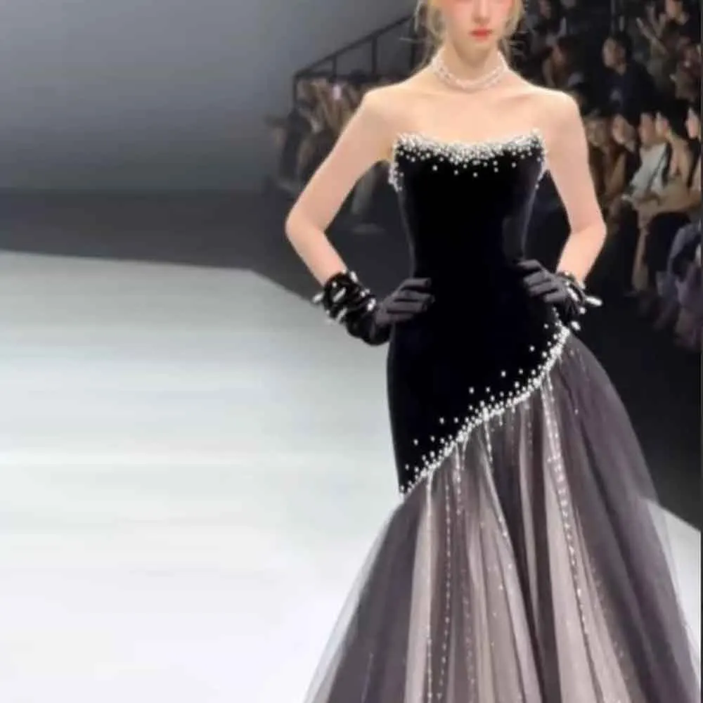 فستان سهرة بحورية البحر بدون حمالات مخصص بطيات لؤلؤية من التول بجزء سفلي سهرة رسمية مخملية plakleriеееееееее