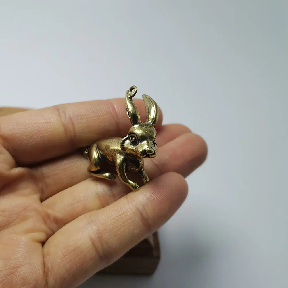 

4pcs Brass Rabbit Keychain Copper Charms Vintage Style DIY Pendants Hanging Bunny Ornaments for Bag Pendant Desktop Adorn Retro