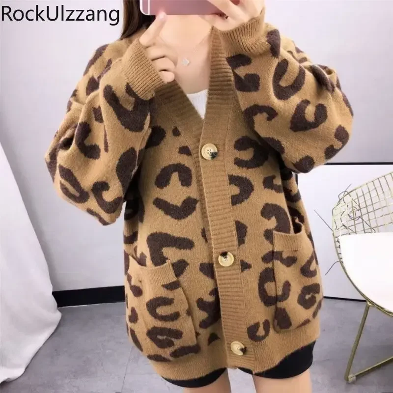 

Leopard V-neck Button Up Knit Sweater with Pocket Coat Cardigan Casual Loose Women Winter Knitted Jumper Fall Warm Outfit Korean