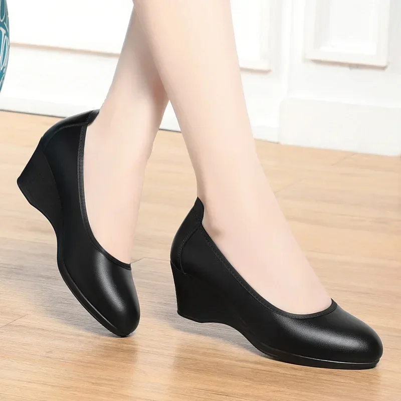 

3cm 5cm Fashion Breathable Soft Leather Shoes Women Loafers Spring Fall Non Slip Wedges Shoes for Office Work Dance Mom W449