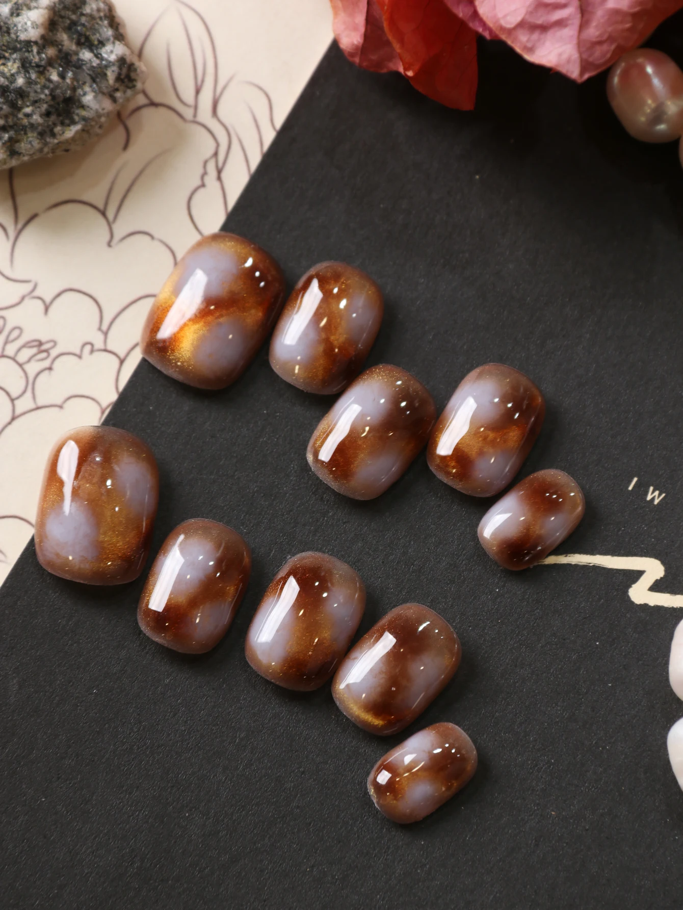 10Pcs Press on Nails Short Brown Red Halation Acrylic Press on Nails Fake Nails Includes 1 Sheet of Adhesive Tabs & 1 Pc Mini File