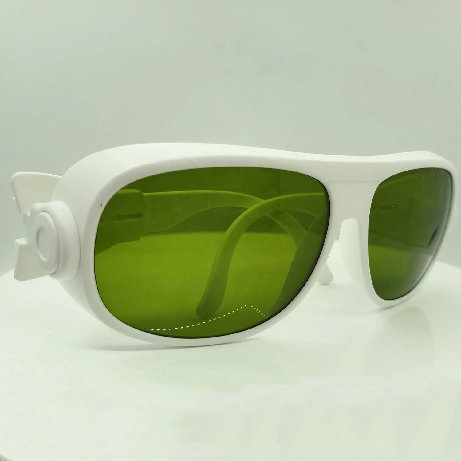 جودة عالية 1064nm الليزر الزجاج حماية السلامة العين لنظارات الليزر سلامة المريض