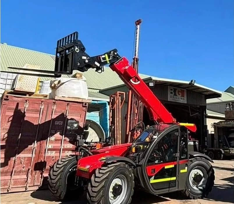 New High Efficiency 3 Ton Rotating Telehandler Telescopic Handler Forklift for Sale Construction Mining Warehouse Logistics