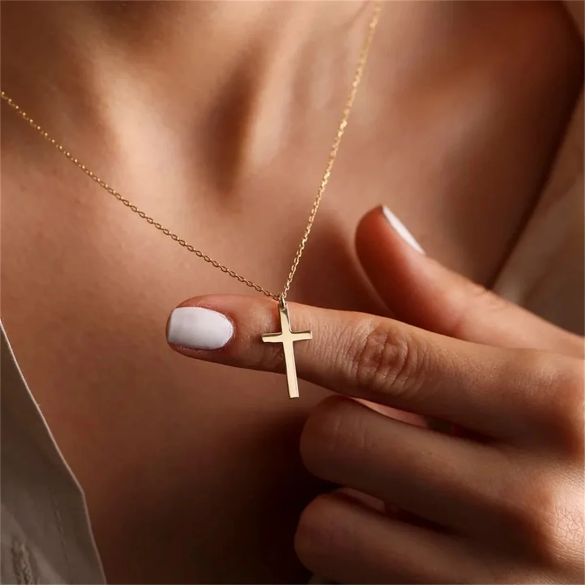 1 exquisite 18k gold plated unisex stainless steel material single-layer simple cross pendant necklace, colorfast collarbone cha