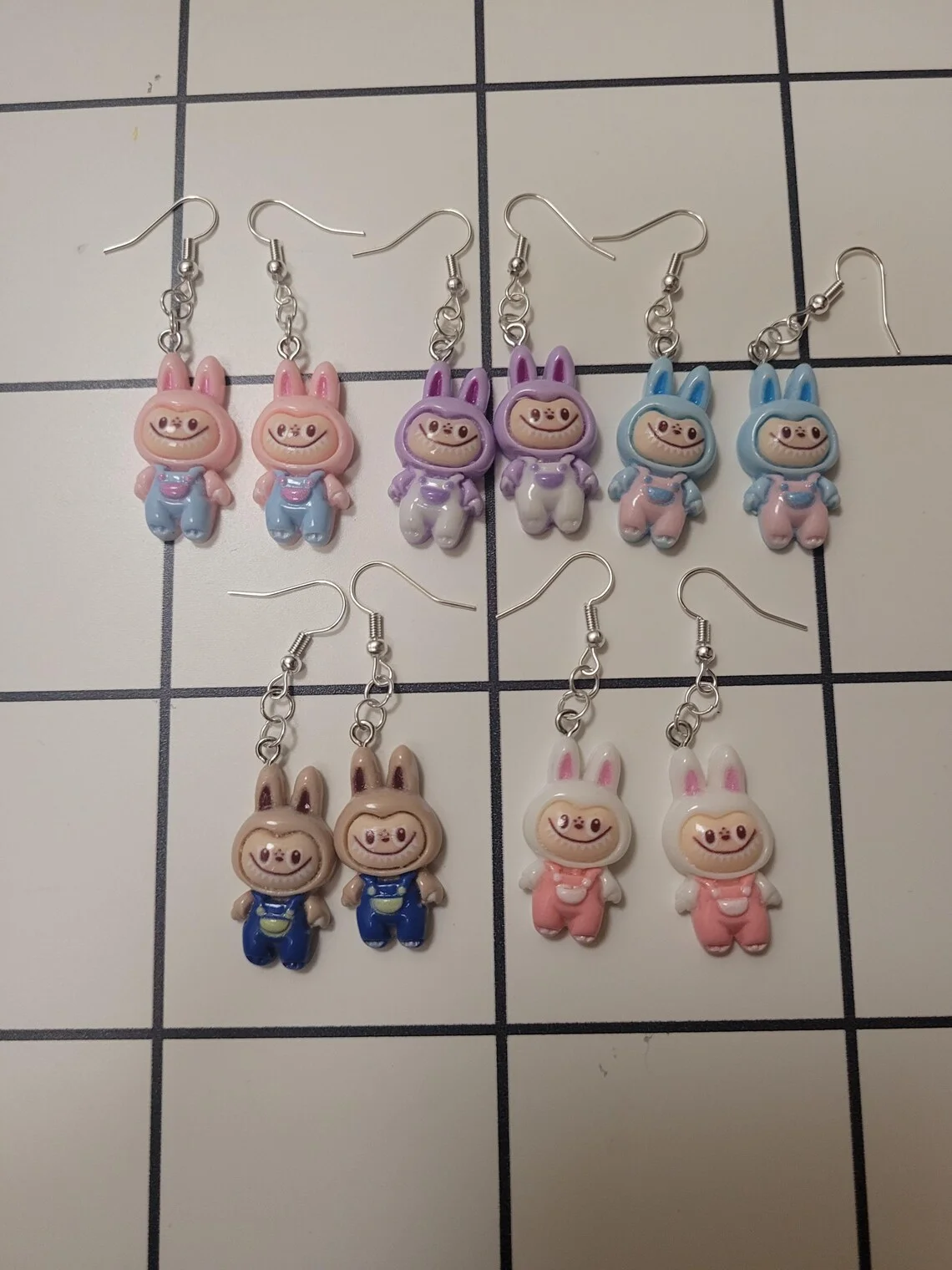 

Cute Lovebu rabbit monster pendant earrings, cute animal jewelry, y2k gives her a kawaii gift
