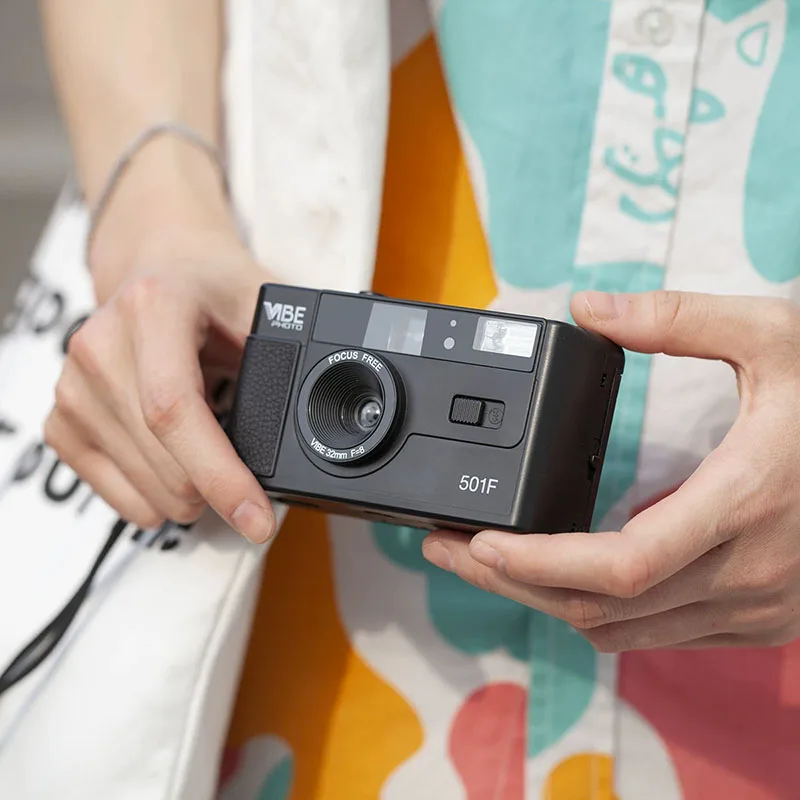 

Карманная пленочная камера VIBE 501F: Ретро-фотоаппарат для пленки 135 с функцией моментальной съемки и вспышкой