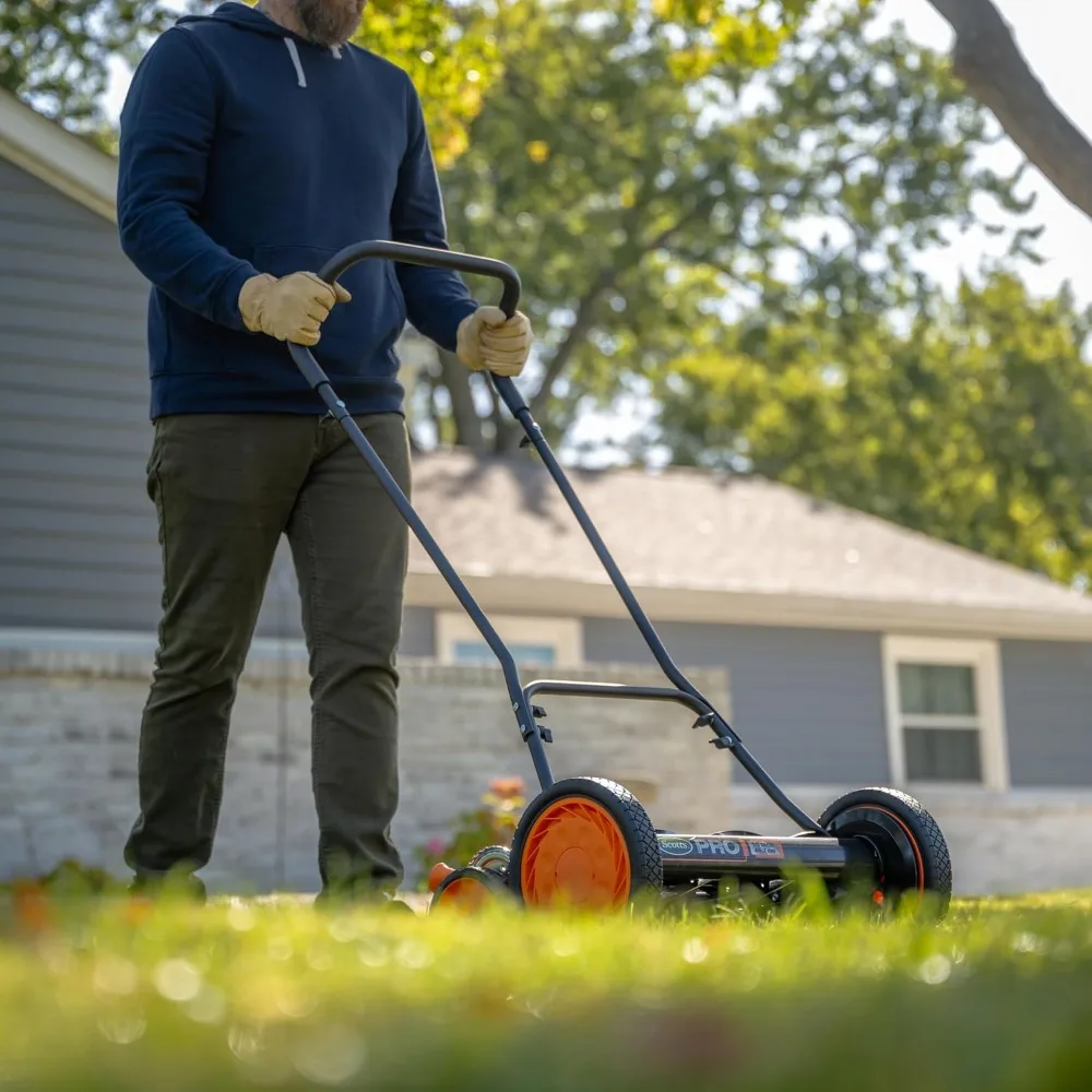 Tosaerba manuale a spinta manuale da 18 pollici a 7 pale di Scotts