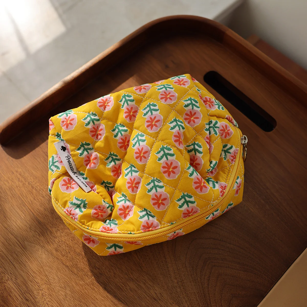 Cartoon pattern cosmetic bag Cute toast-shaped fabric storage bag Floral pastoral style toiletry bag