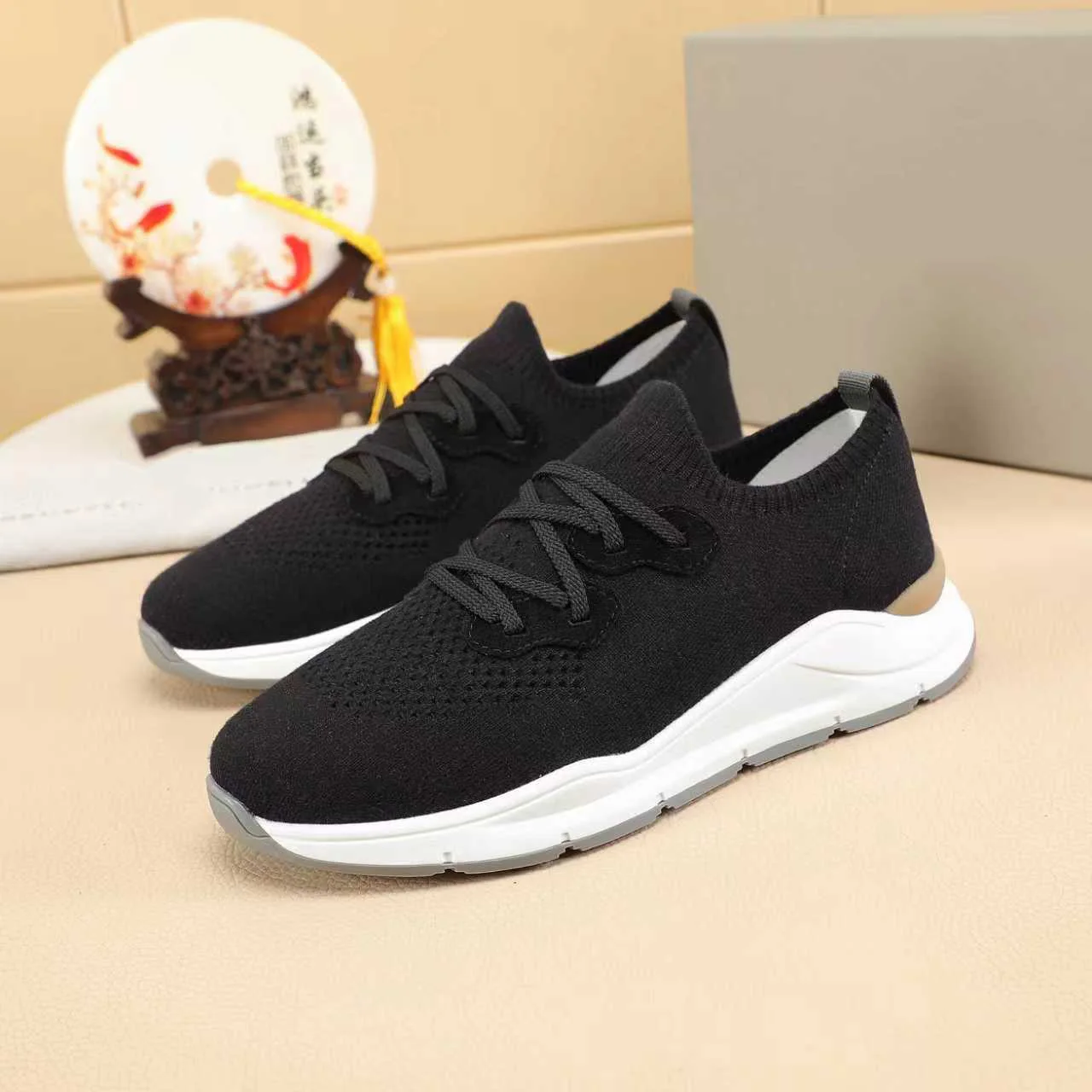 

Men's Mesh Sneakers Ultra Lightweight Comfort Casual with Decorative Straps Everyday Sneakers for Spring/Autumn