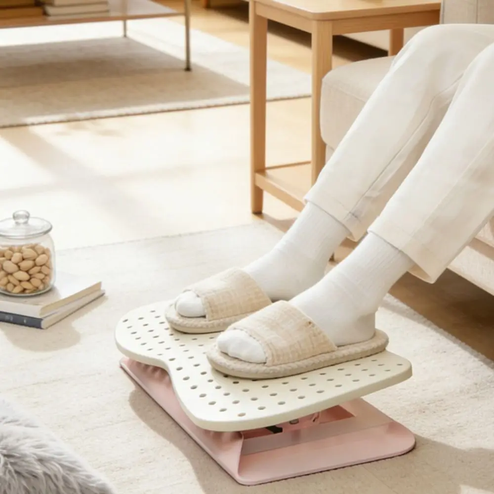 Sturdy Ergonomic Under Desk Footrest Hollow Out Nonslip Bottom Adjustable Footstool Comfortable 6 Level Foot Stool Bathroom