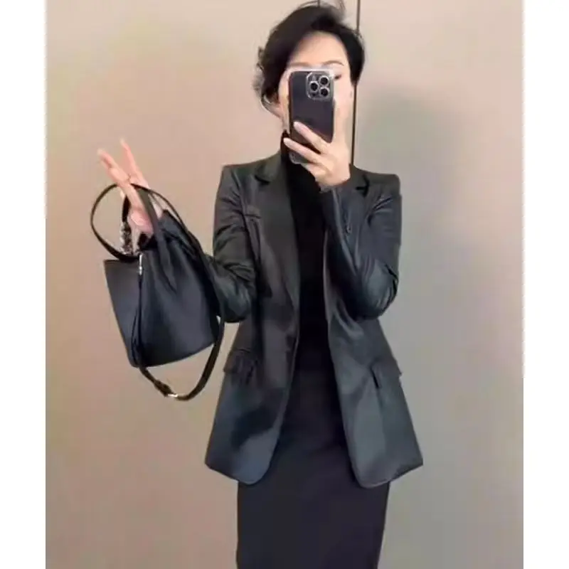 

Элитная французская кожаная куртка Limiguyue, осенняя, с отложным воротником, асимметричный крой, женская, роскошная, на пуговицах, приталенная рубашка, для офиса, 2026