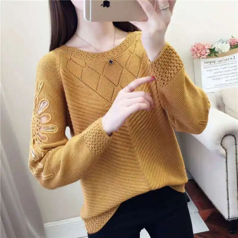 Sweater knit sweater women\'s top 2022 spring dress new loose-fitting hollow-sleeved lace bottoms thin-fitting