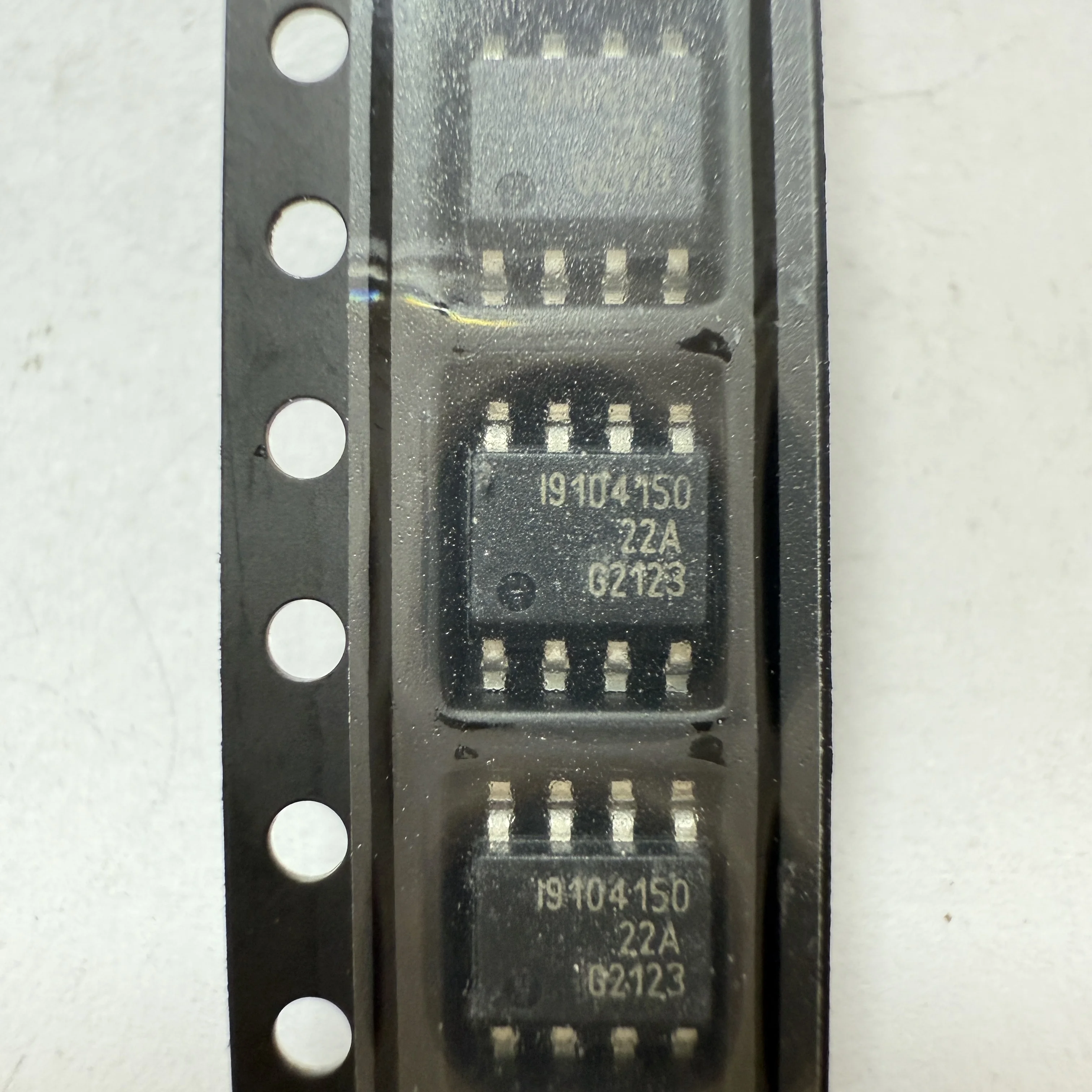 10 PÇS/LOTE IFX91041EJV50 (PMIC)