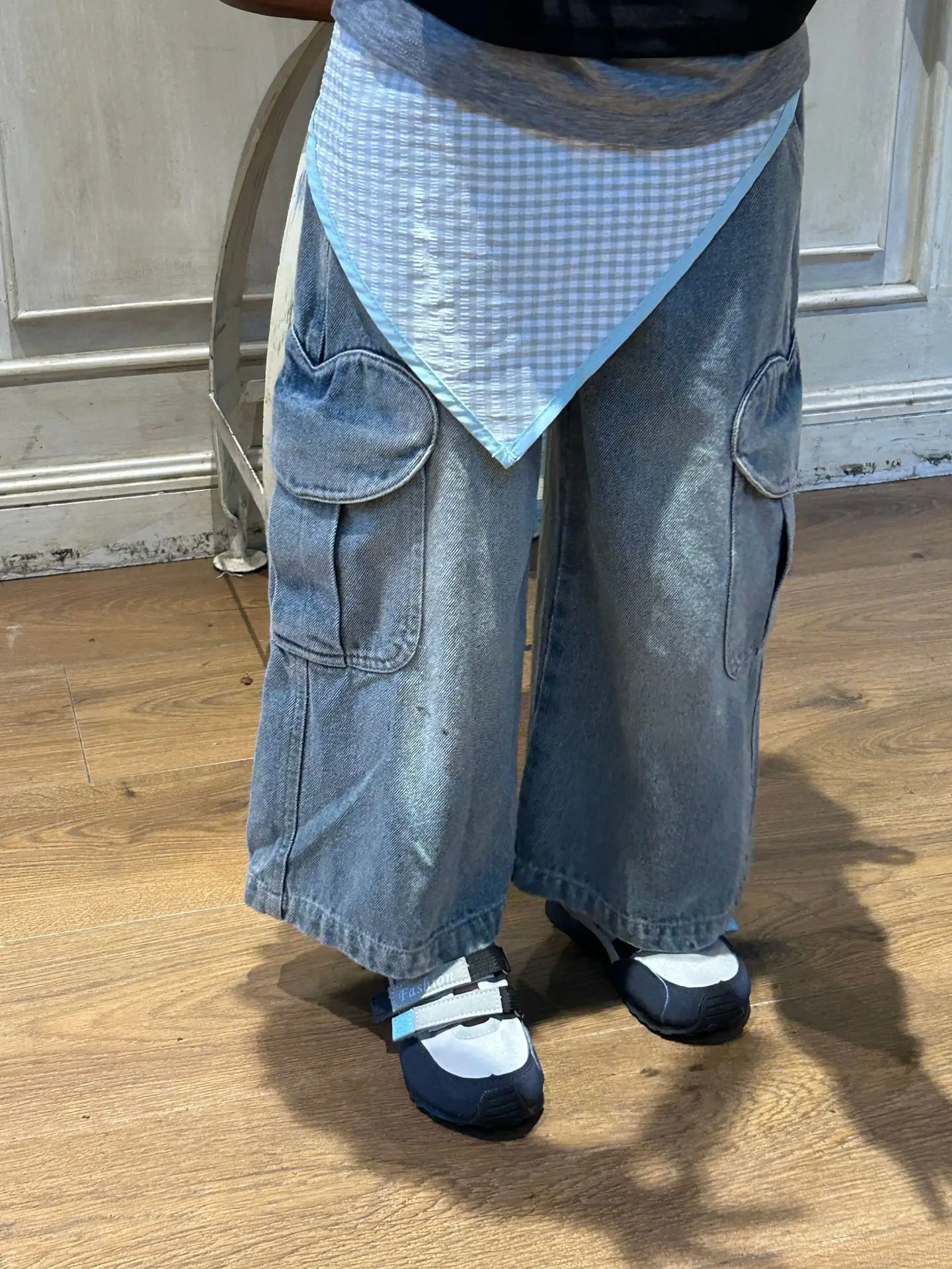 

2025 Autumn New Girls Jeans Love Pocket Children's Straight Jeans Foreign Style Trousers All-match