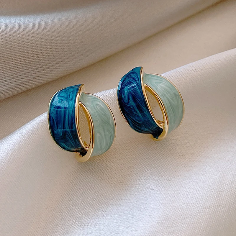 Fashion Hollow Irregular Geometry Stud Earrings for Women Enamel Oil Metal Leaf C-Shape Earrings Elegant Party Korean Jewelry
