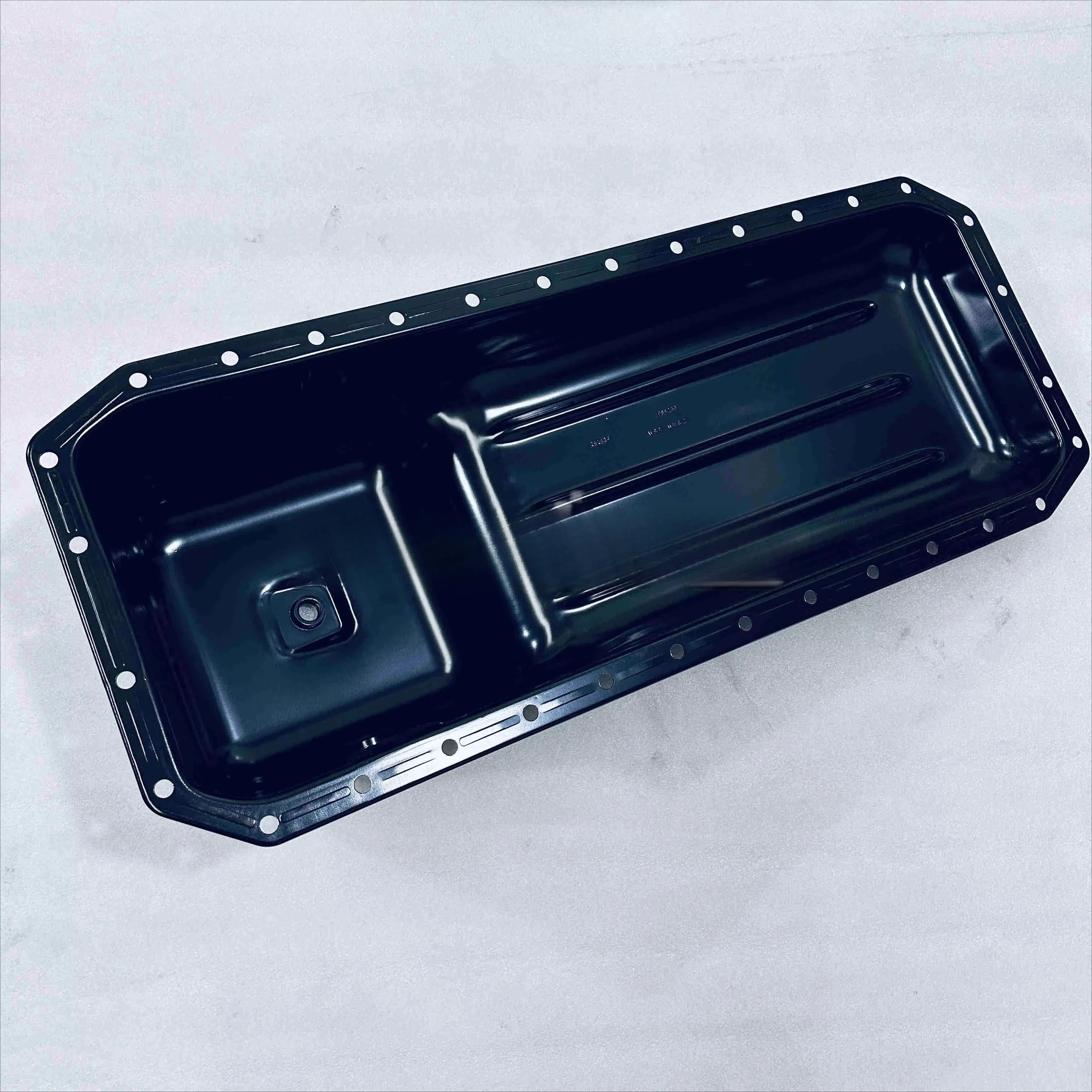 

QSB6.7 6CT8.3 QSC8.3 Cummins Engine Parts Oil Pan 3958209