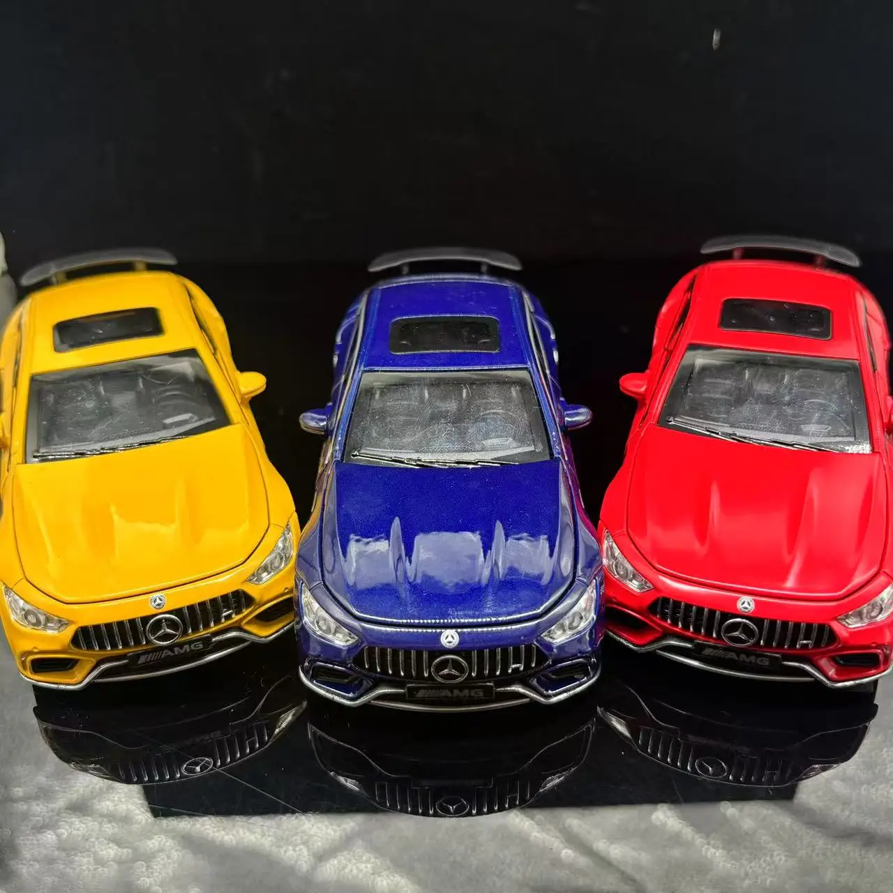 

1:32 Benz AMG GT63 sports car Diecast Metal Alloy Model car Sound Light Pull Back Collection Kids Toy Gifts
