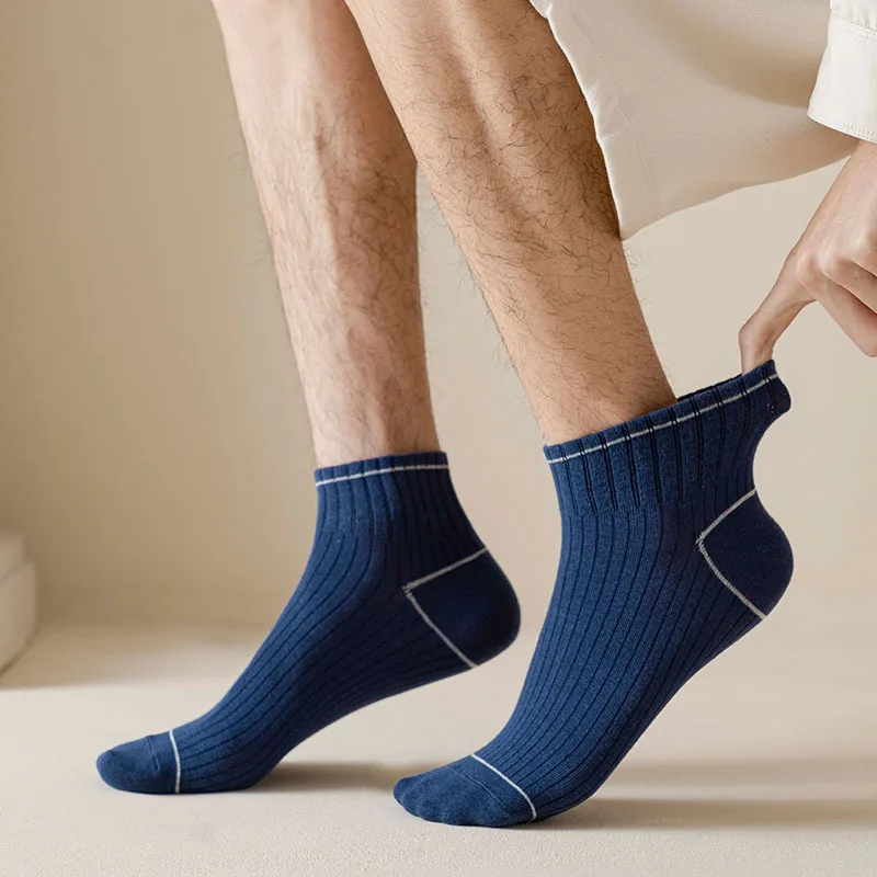 Calcetines de algodón con flecos verticales para hombre, medias de Color sólido, de línea Simple, para todas las estaciones, para deporte, ocio, estilo básico