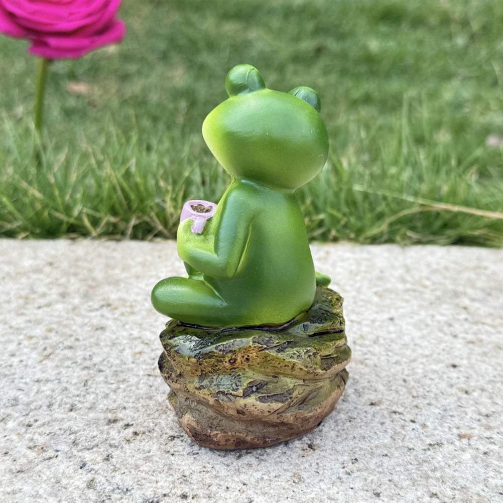 

Cute Statue Resin Garden Decor Outdoor Frog Statue Funny Drinking Frog Living Room Bedroom Bathroom Office Home Decor Gift For