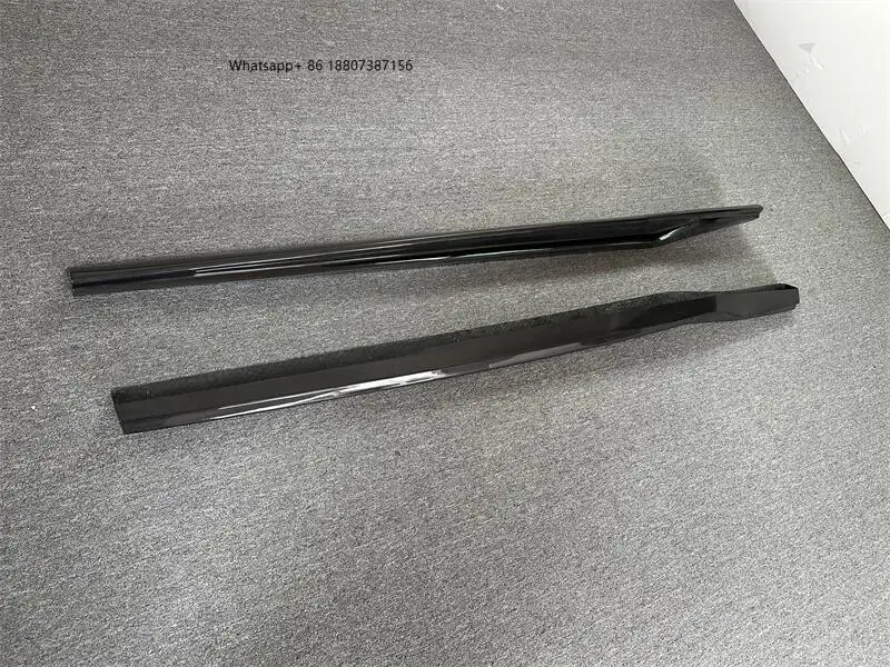 

Carbon Fiber 2017 to 2020 forFerrari 812 Superfast N Softkit Style Side Skirts for 812 Superfast Side Skirts