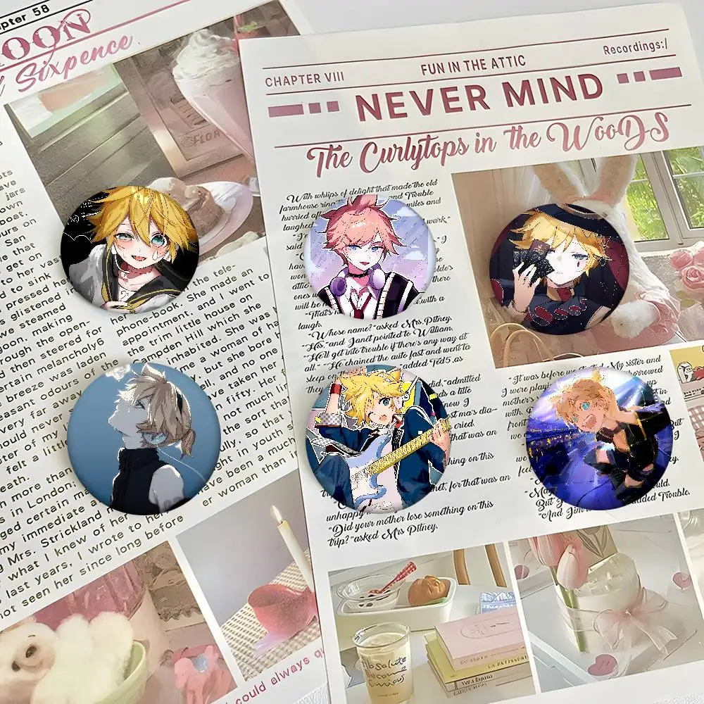 K-Kagamine-Len broches de dessin animé Badge d'anime broche ronde faite à la main épingles à revers bijoux pour sac à dos vêtements cadeaux S