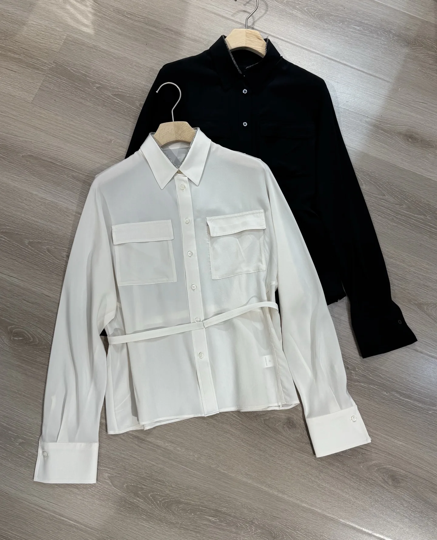 

New Early Spring High-Quality Fashionable Casual Silk Shirt For Women