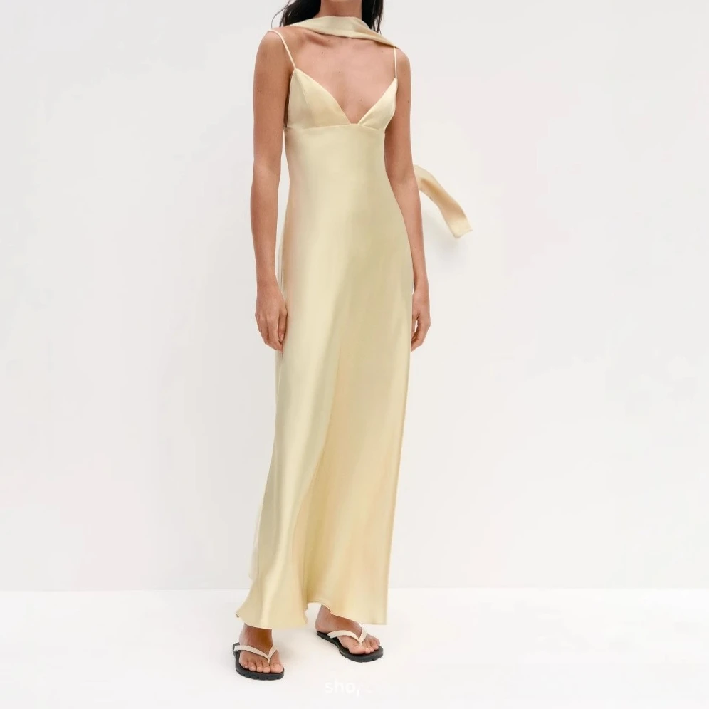 Vêtements pour femmes, nouvelle robe d'été à bretelles fendue avec écharpe en Satin, tempérament à la mode, 2025