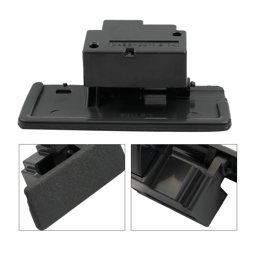 Car Glove Box Lock Latch Handle For Suzuki SX4 Swift RW415 RW416 RW420 2006-2012 Interior Parts Stable Glove Box Lid Handle