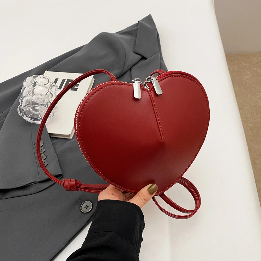 Peach Heart Shape Crossbody Bag PU Leather Small Shoulder Bag for Women Girls Hobo Handbag Luxury Retro Red Ladies Purses Totes