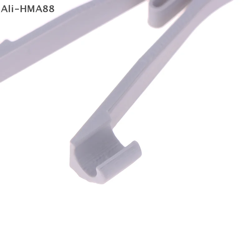 

1Pc Plastic Multimeter Probe Holder One-Handed Aid Holds Meter Needle To Adjust Equipment 2.17*2.95in