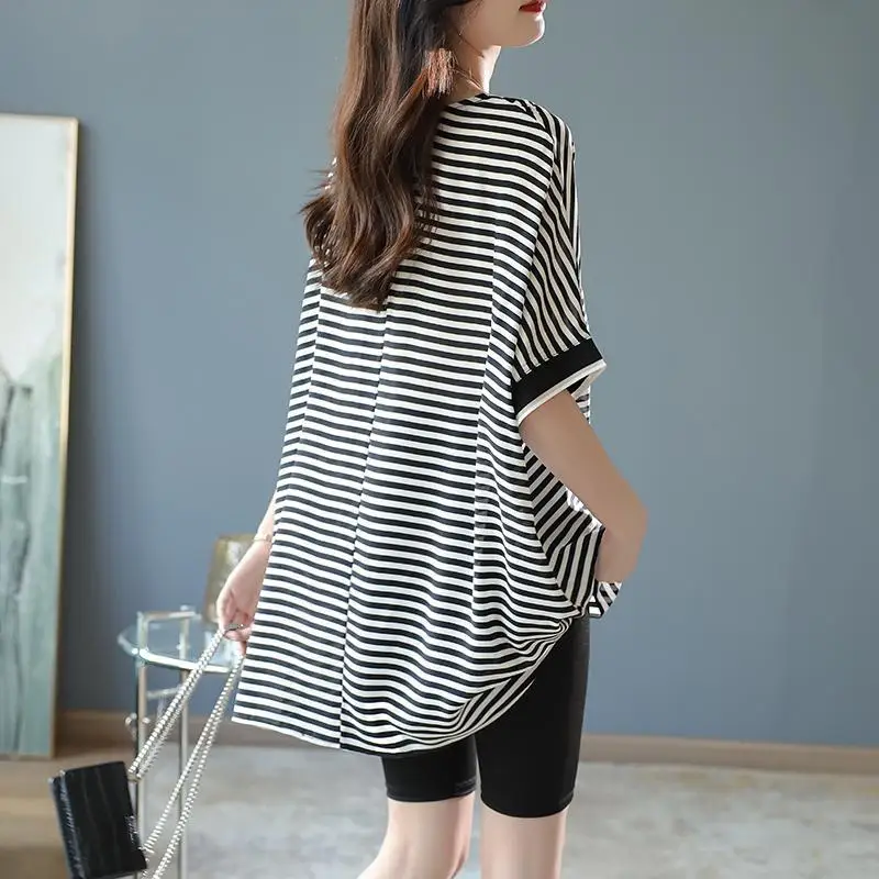 Plus Size Thin V Neck Striped Tops Short Sleeve Contrast Print Loose Fashion T Shirts Summer New Casual Vintage Women Clothing