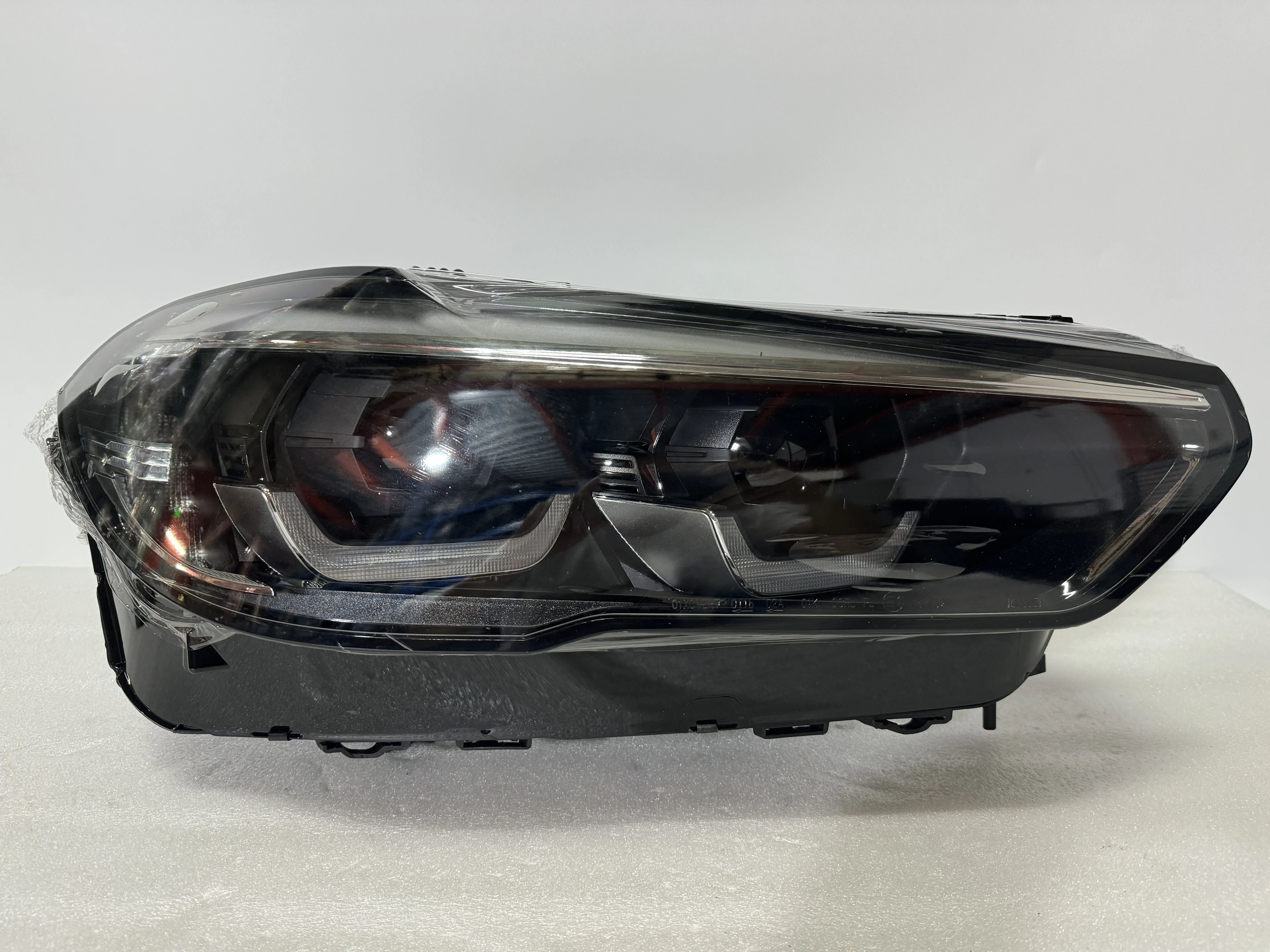 

Fit For BMW X5 Headlight 2019-2023 BMW G05 LED Headlight X6 LED Headlamp X6M G06 Headlamp European Version Low Configuration